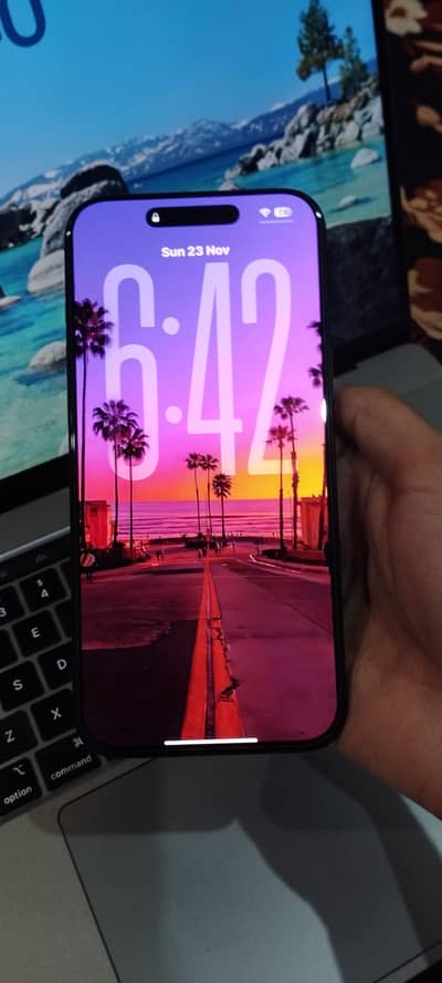 iPhone 16 Pro Max - JV