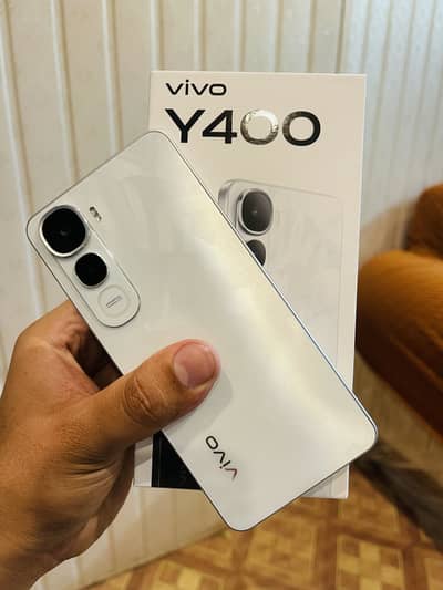 Vivo y400