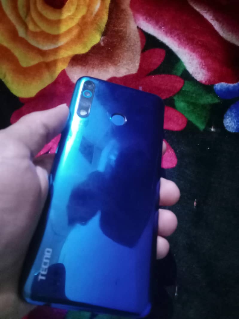 Tecno 0