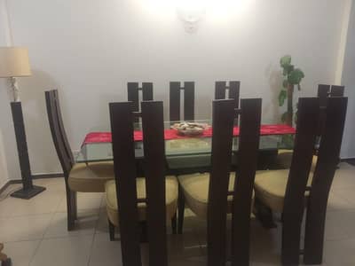 8 Chair Dinning Table