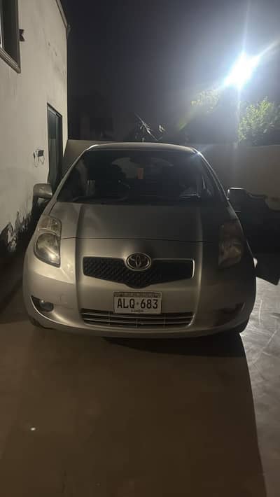 Toyota Vitz 2005