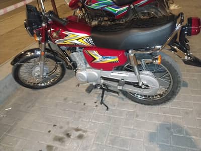 HONDA CG 125 only 2350 km used