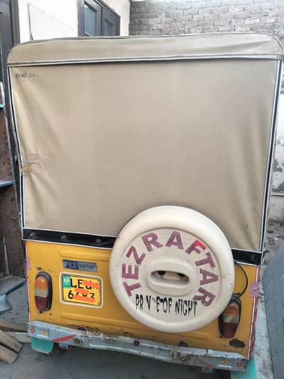 Tez raftar rikshaw in good condition