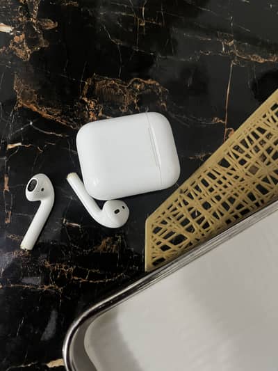 Apple airpods 2nd generation