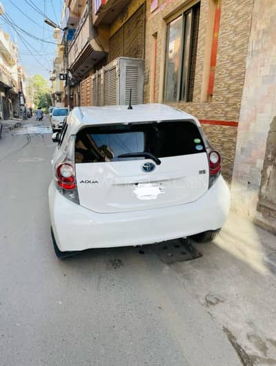 Aqua 2012 back bumper