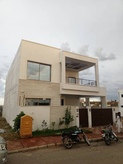 Precinct 8 best location for rent villa Available visit possible