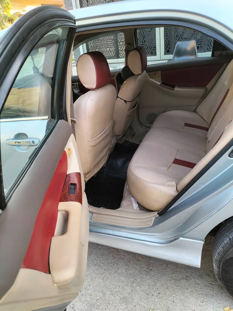 Saloon 2002 Auto 5