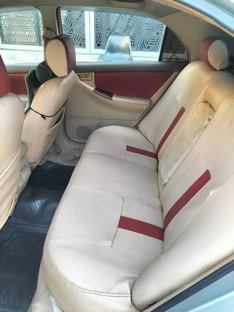 Saloon 2002 Auto 7