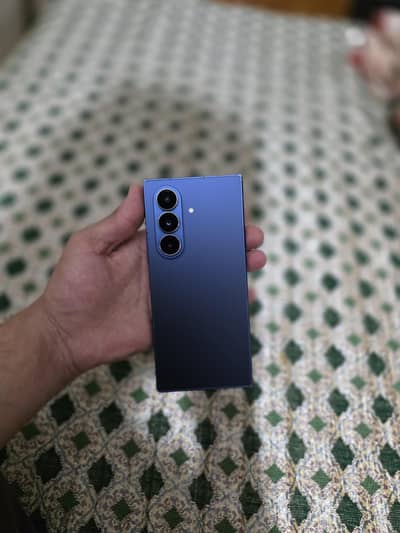 Fold 7 12/512GB Factory unlocked Physical Dual