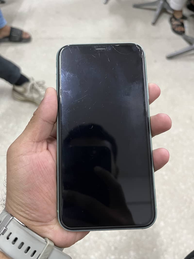 IPHONE 11 3