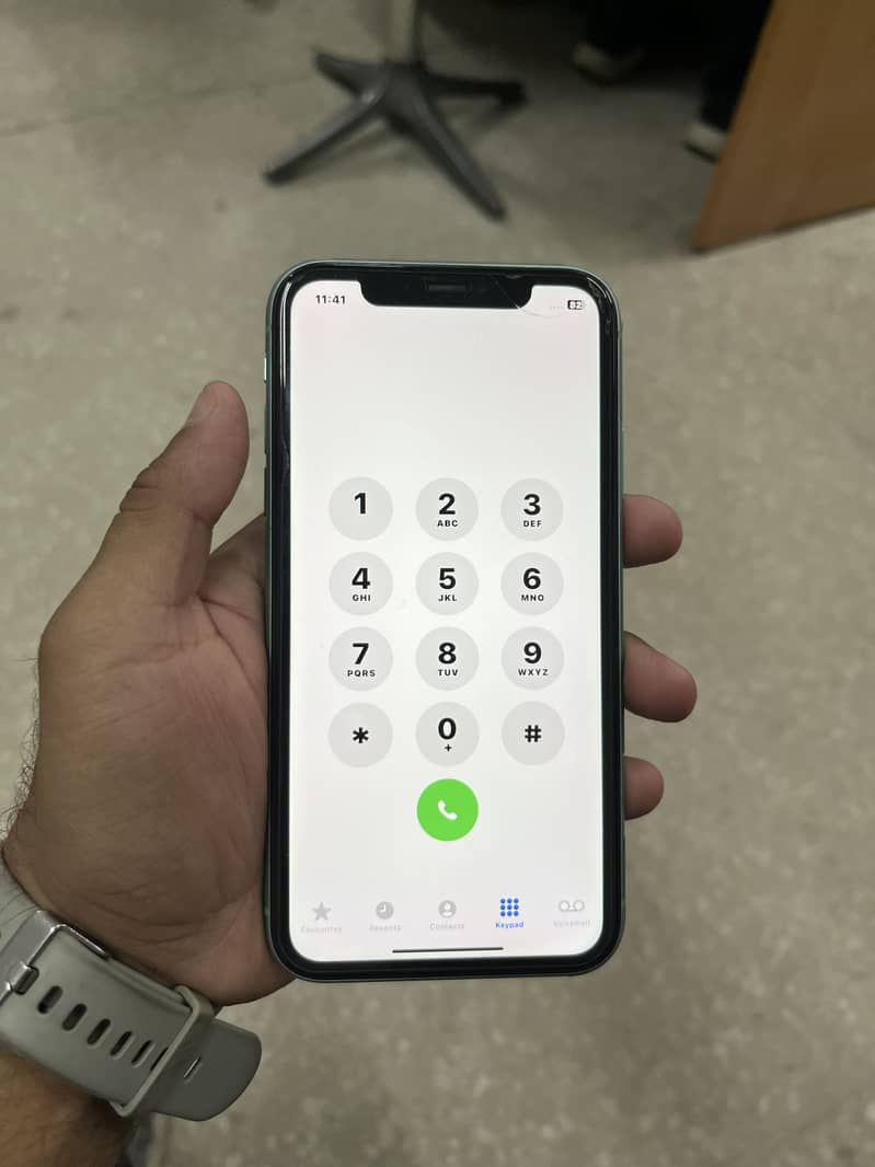 IPHONE 11 7