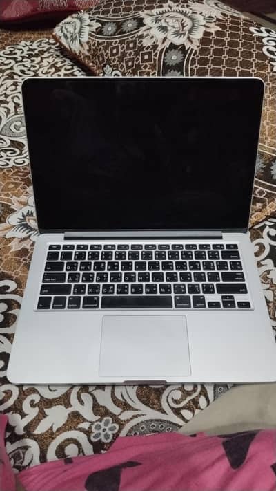Mac book pro m2