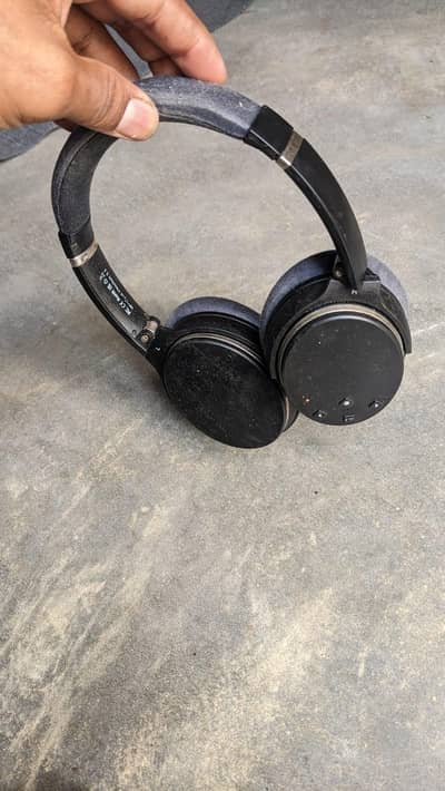 Srhythm Bluetooth heandphone anc