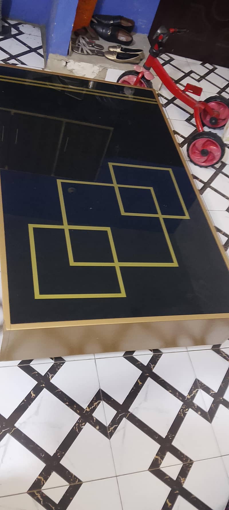 Complete Sofa set & Table 2