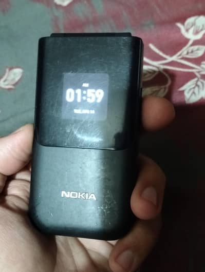 Nokia 2720 Flip