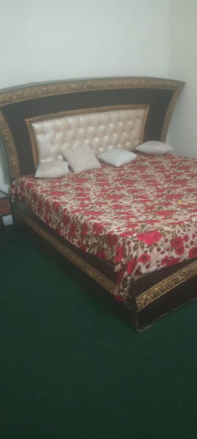 Bed 16000