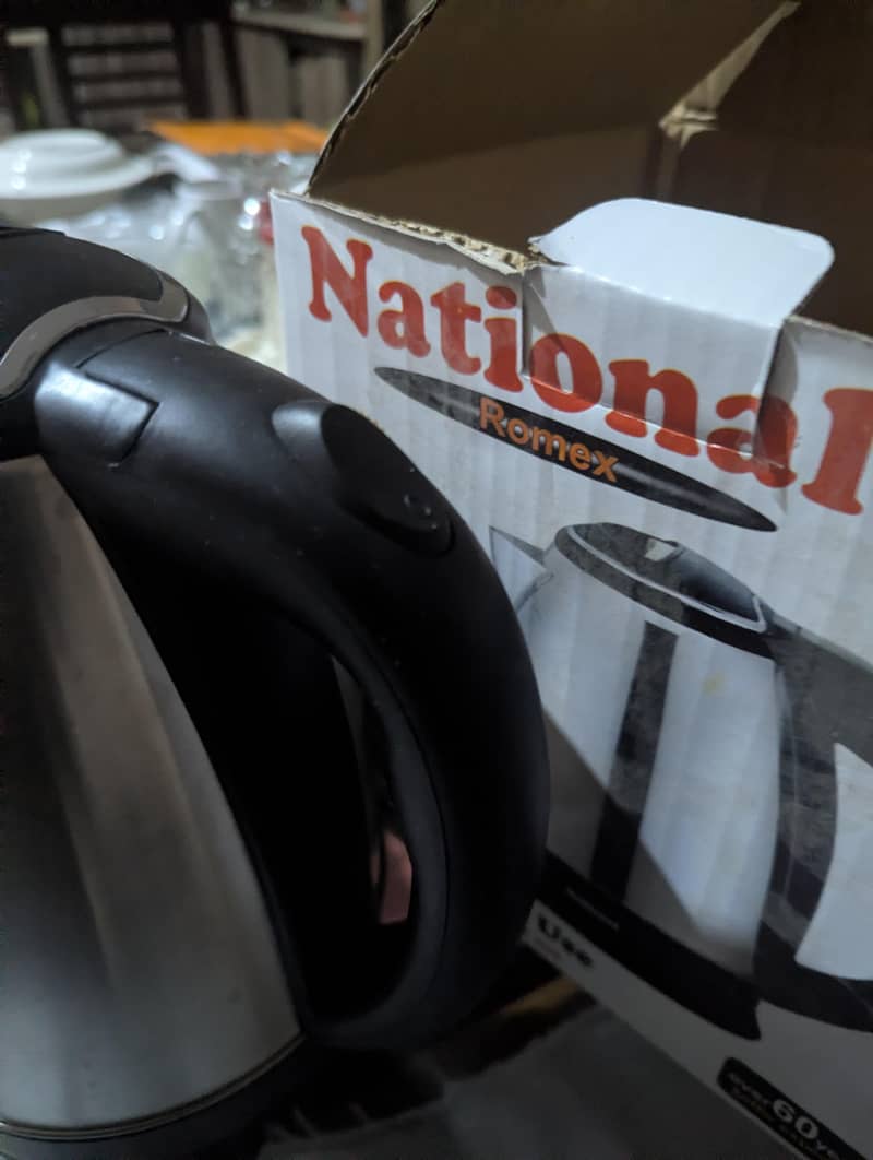 electric kettle 2