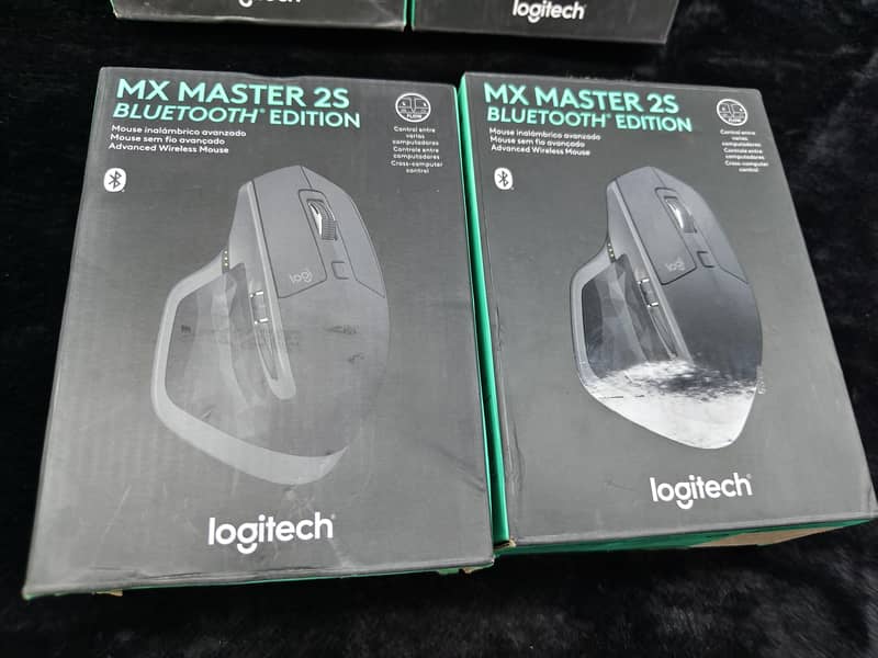 Logitech Mx Master 2s mouse Bluetooth wireless rechargeable 3
