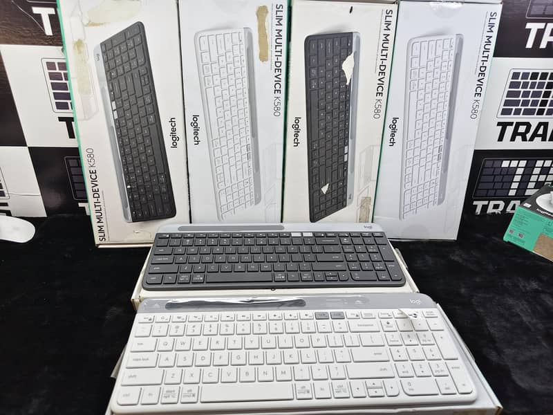 Logitech k580 slim multi device keyboard wireless Bluetooth 0