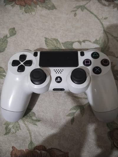 100% original wireless controller of PS4 limited edition  white colour