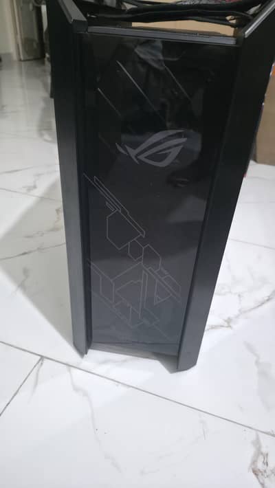 Asus helios gx 601 with box and all accessories