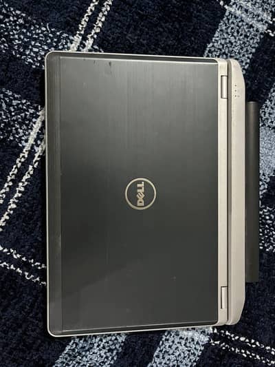 Dell Lattitude series condition 10/10 i7(3rd Gen
