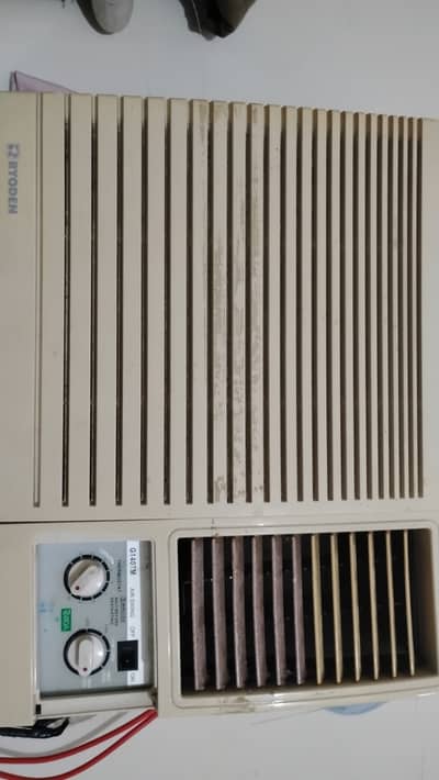 Gree window ac 0.75 used like new
