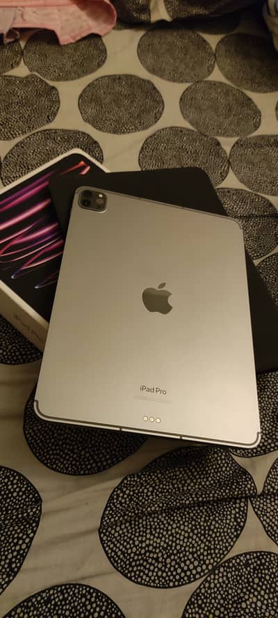 Ipad pro m2 256 gb 11 inch forth gen