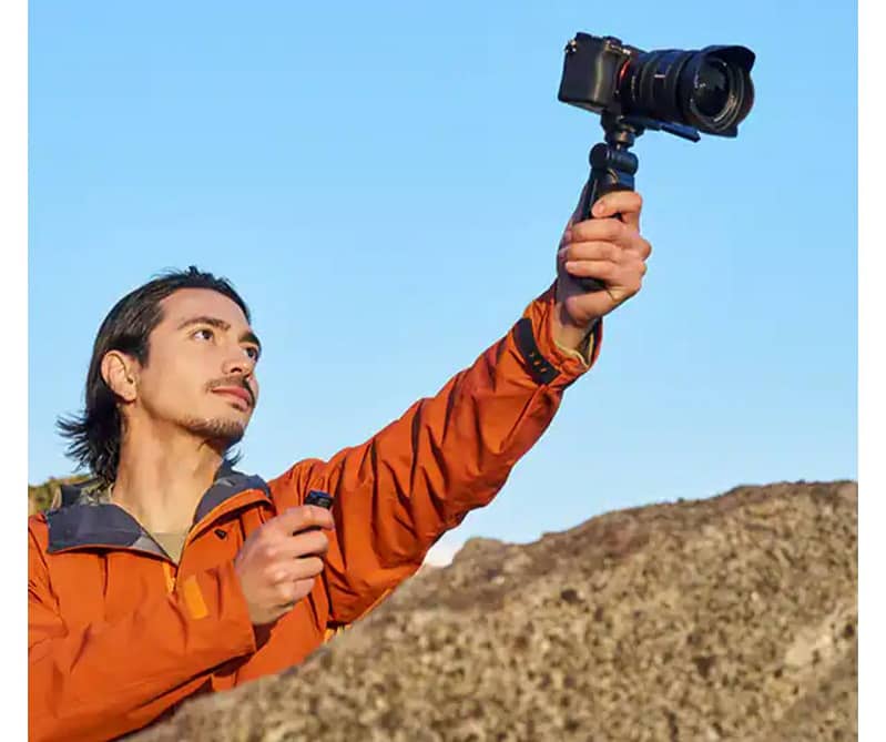 Sony Multi-function shooting grip 1