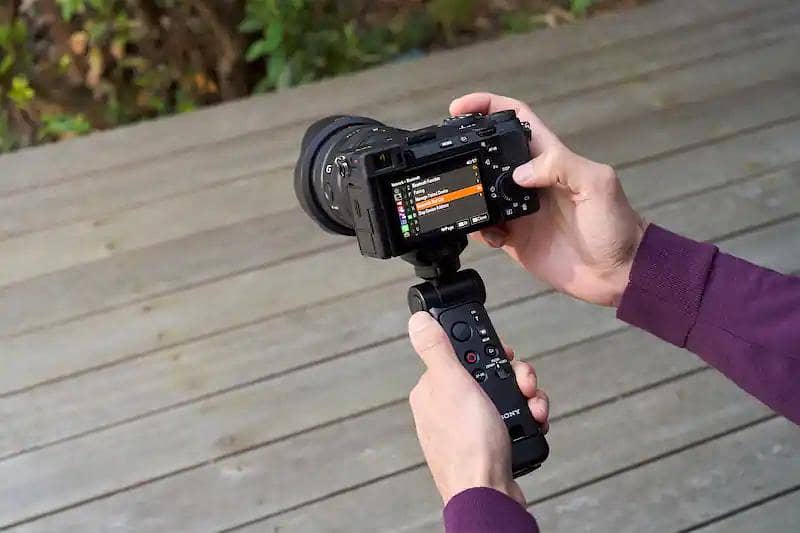 Sony Multi-function shooting grip 4