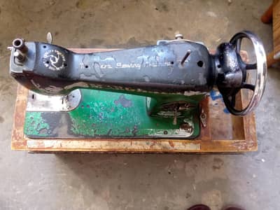 heavy and comfortable sewing machine without any dought