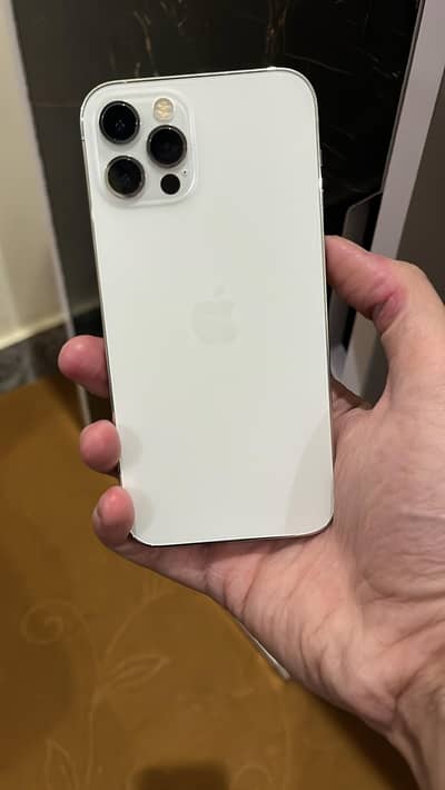 iphone 12 pro girne ke waja se wifi Bluetooth or back camera off