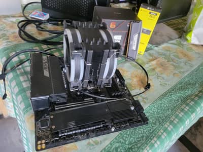 Ryzen 9 7900X + Gigabyte B650M AORUS Elite + Corsair DDR5