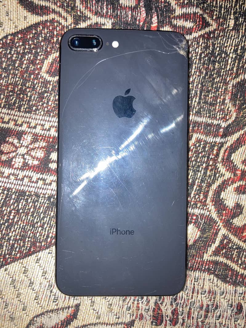 iPhone 8plus 4