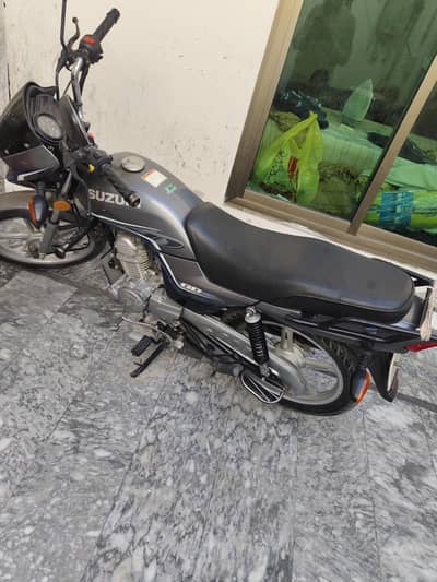 suzuki gd 110s . . . . 10/10 condition
