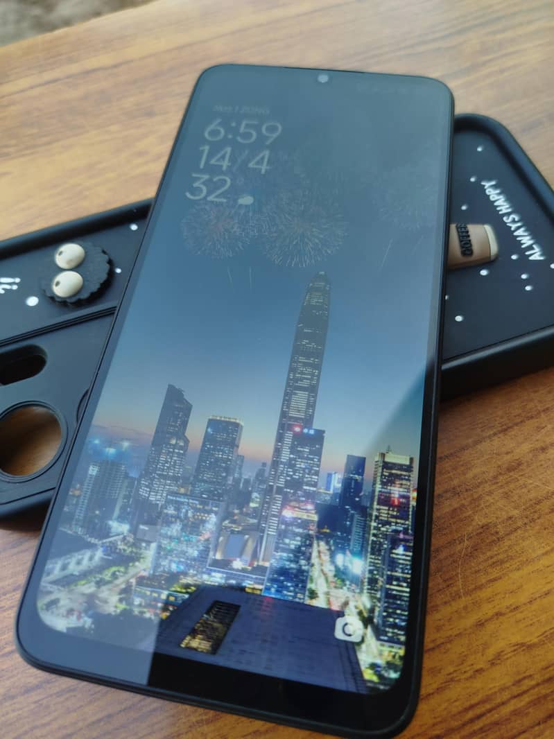 Redmi 13c 4+4/128 0