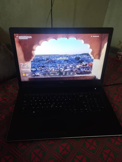 Dell Precision 7730 – Workstation Laptop