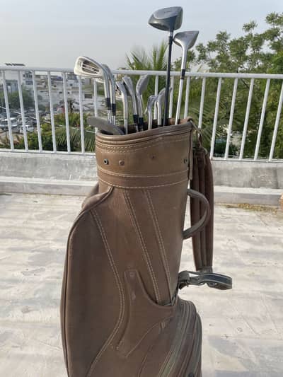 MacGregor Golf Club Set with Bag - Irons, Driver, Wood & Putter