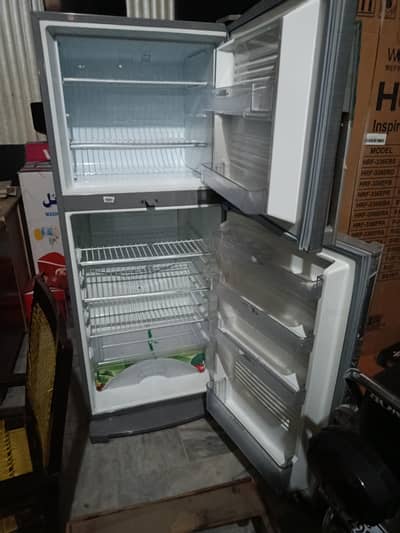 Dawlance l no open no repair need &clean