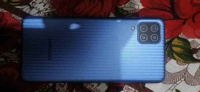sumsang galaxy m12