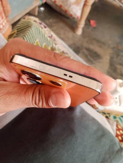 Infinix not 30 full box