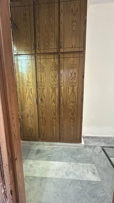 10 Marla complete house for sale