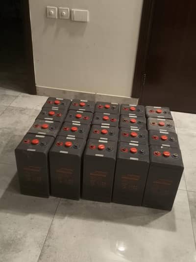 Narrada 400amph cell in good condition. 15000 each