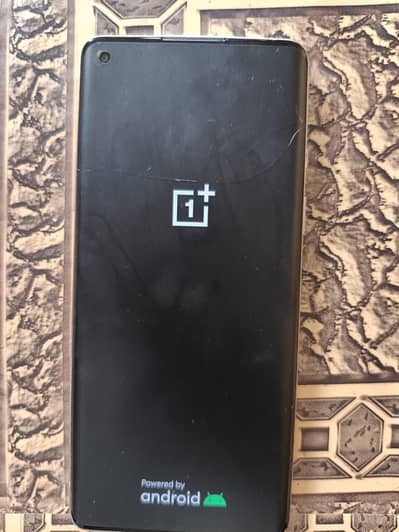 one plus 8 5GB8 128 dot Bhi ha Thora screen bhi toota Hua ha