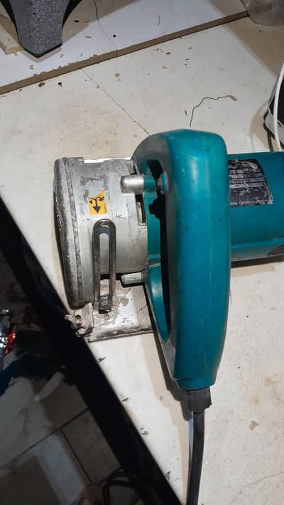 makita 4inch wood and tile cuter