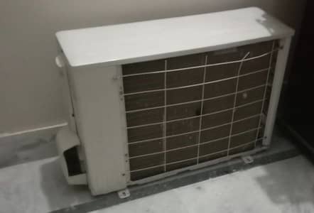 Gree AC 1.5 ton for sale