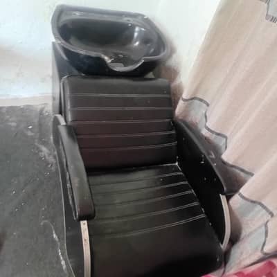 Black Hair Washing Station with Tilting Basin for Parlor