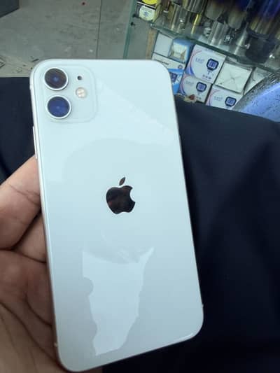 I Phone 11 64 GB Factory Unlock Non PTA Waterproof