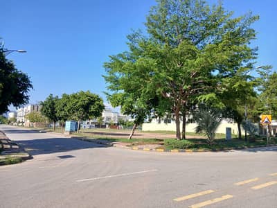 1 kanal corner plot available for sale in sector B