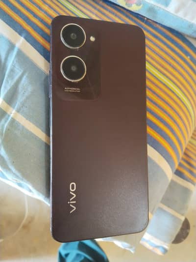 vivo y18 6+6 ram  128 rom